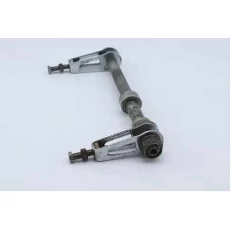 Axe de roue arriere HONDA VF 1000 F BOL D'OR 1985 - 1986