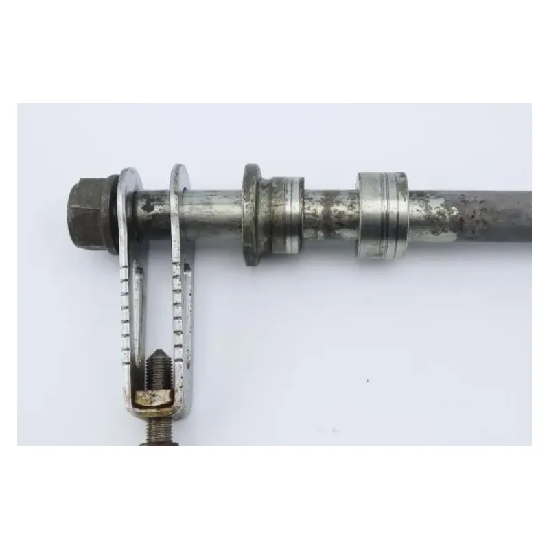 Axe de roue arriere HONDA VF 1000 F BOL D'OR 1985 - 1986
