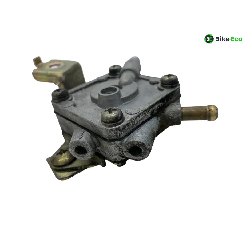 Pompe a essence HYOSUNG GT 650 2005-2006 R / S