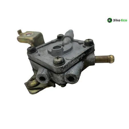 Pompe a essence HYOSUNG GT 650 2005-2006 R / S