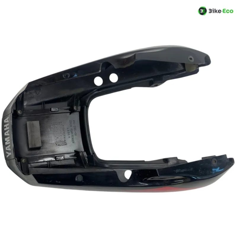 Cache carenage coque arriere YAMAHA FZS 600 2002-2003 FAZER