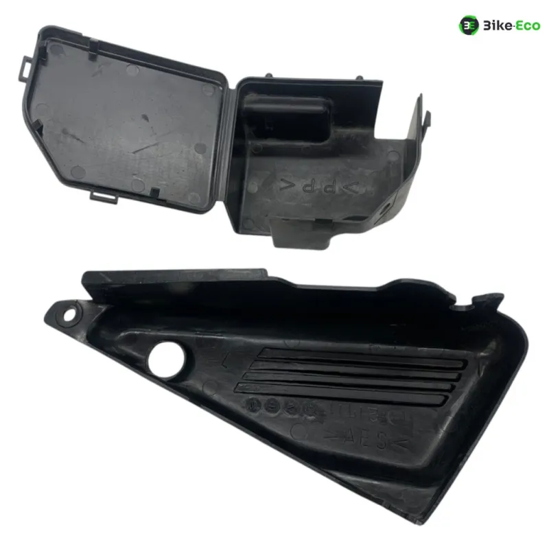 Cache carenage sous selle gauche YAMAHA FZS 600 2002-2003 FAZER