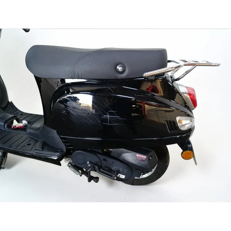UB QT30 50