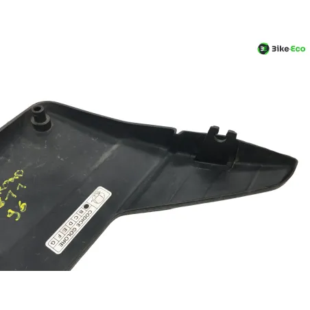 Cache carenage sous selle droit CAGIVA ROADSTER 125 1995-1999