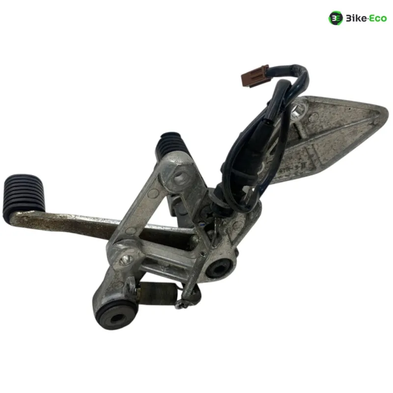 Platine avant droite YAMAHA FZS 600 2002-2003 FAZER