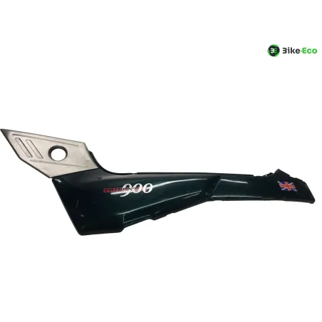 Cache carenage sous selle gauche TRIUMPH TRIDENT 900 1993-1996