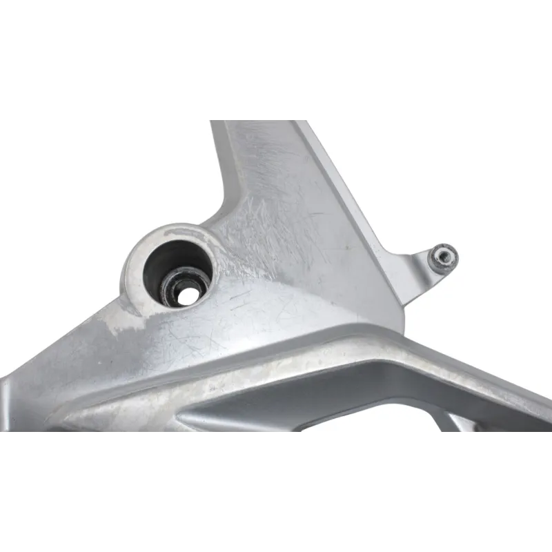 Platine avant gauche HONDA CBF 125 2017 - 2020