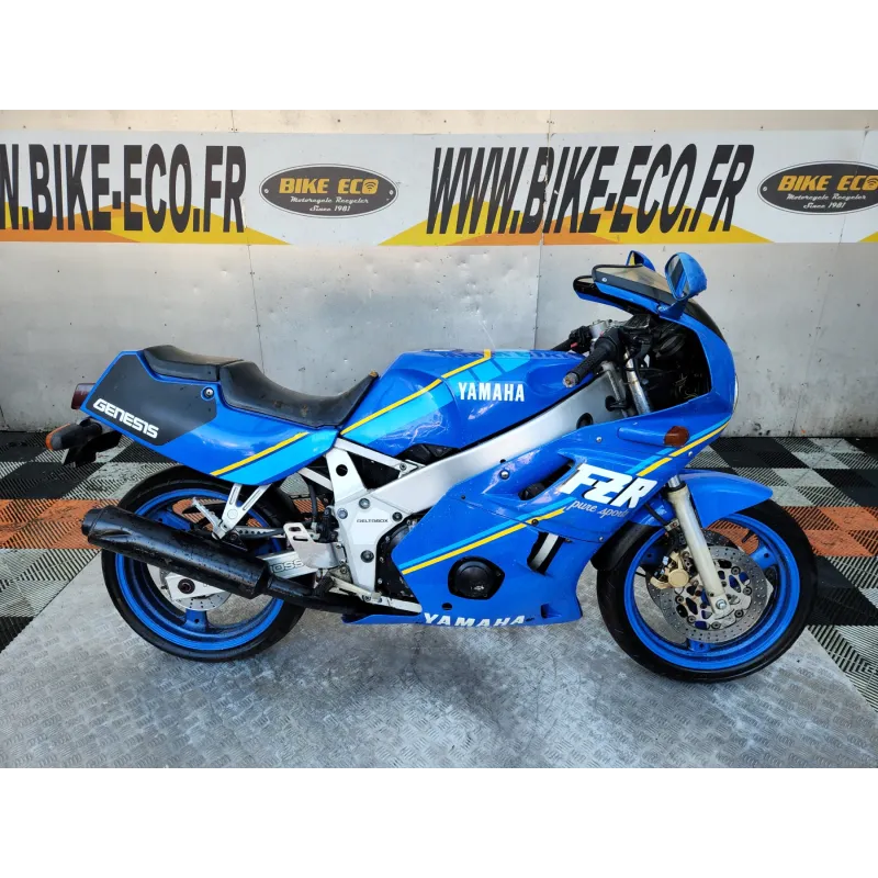 YAMAHA FZR 400