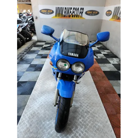 YAMAHA FZR 400