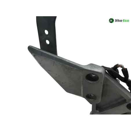 Platine avant droite SUZUKI SV 650 N 2007-2010