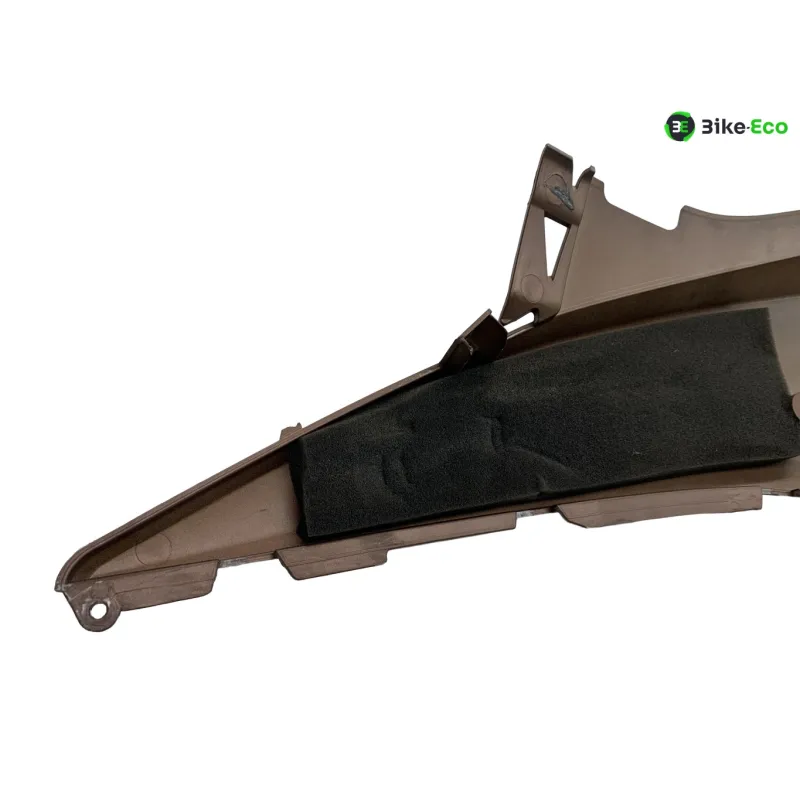 Cache carenage coque arriere droit KYMCO AK 550 2017-2020