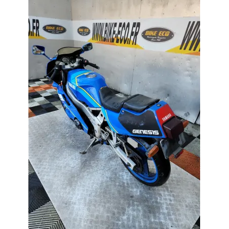 YAMAHA FZR 400