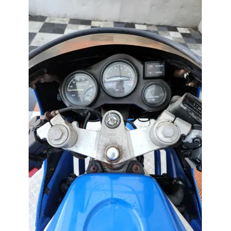 YAMAHA FZR 400