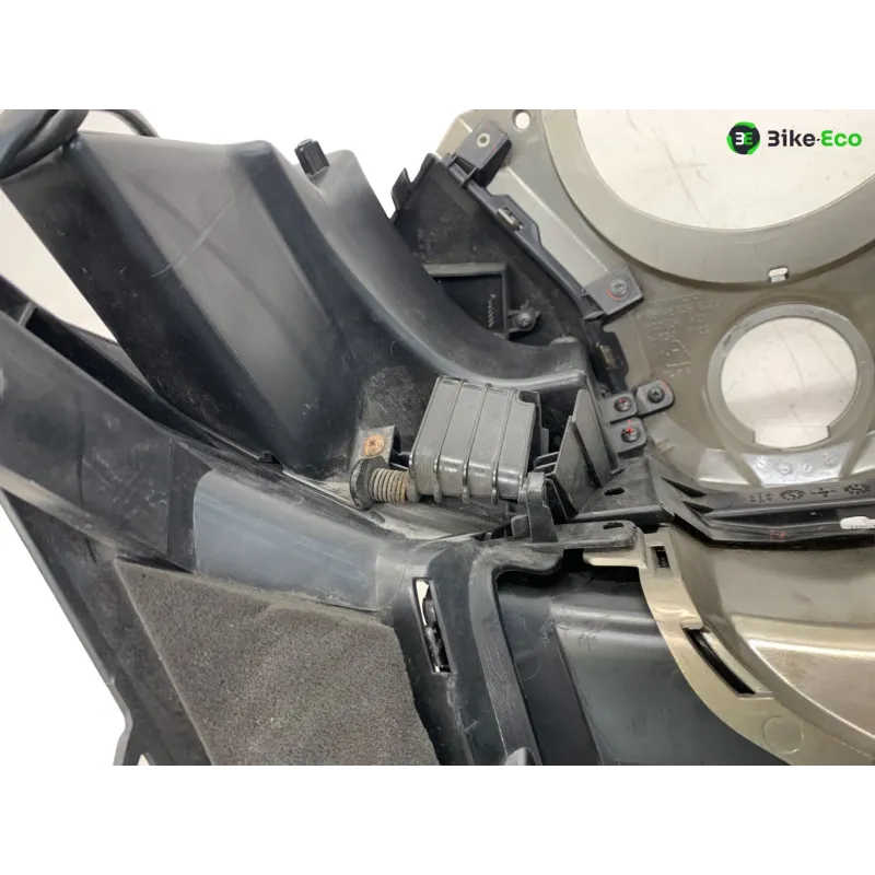 Tablier avant KYMCO AK 550 2017-2020