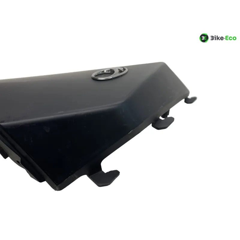 Cache lateral gauche KYMCO AK 550 2017-2020