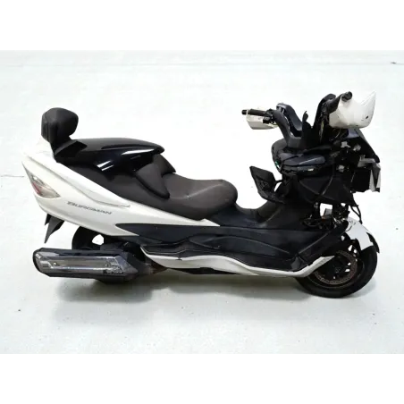 SUZUKI BURGMAN 400