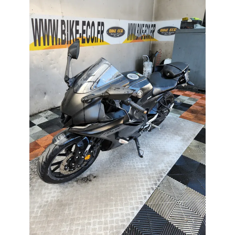 YAMAHA YZF-R 125