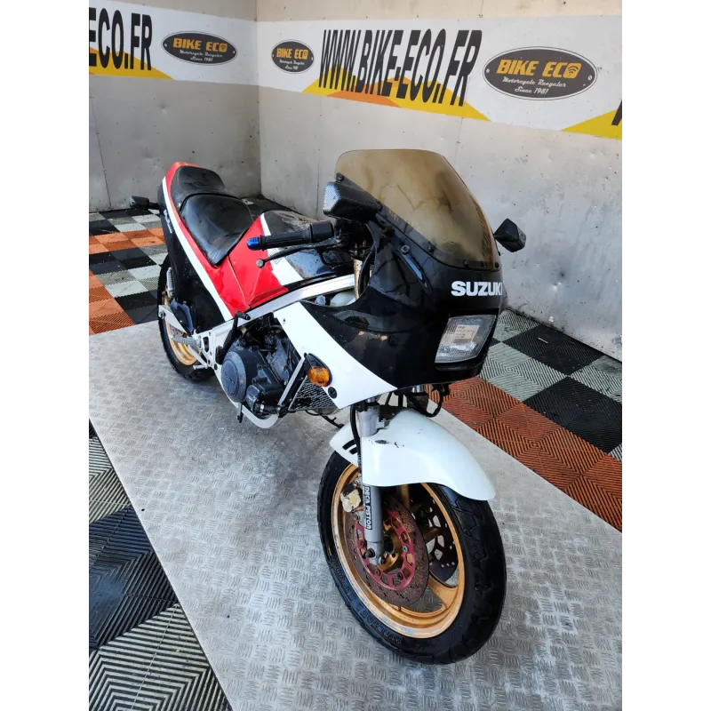 SUZUKI RG 250