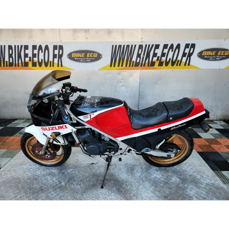 SUZUKI RG 250