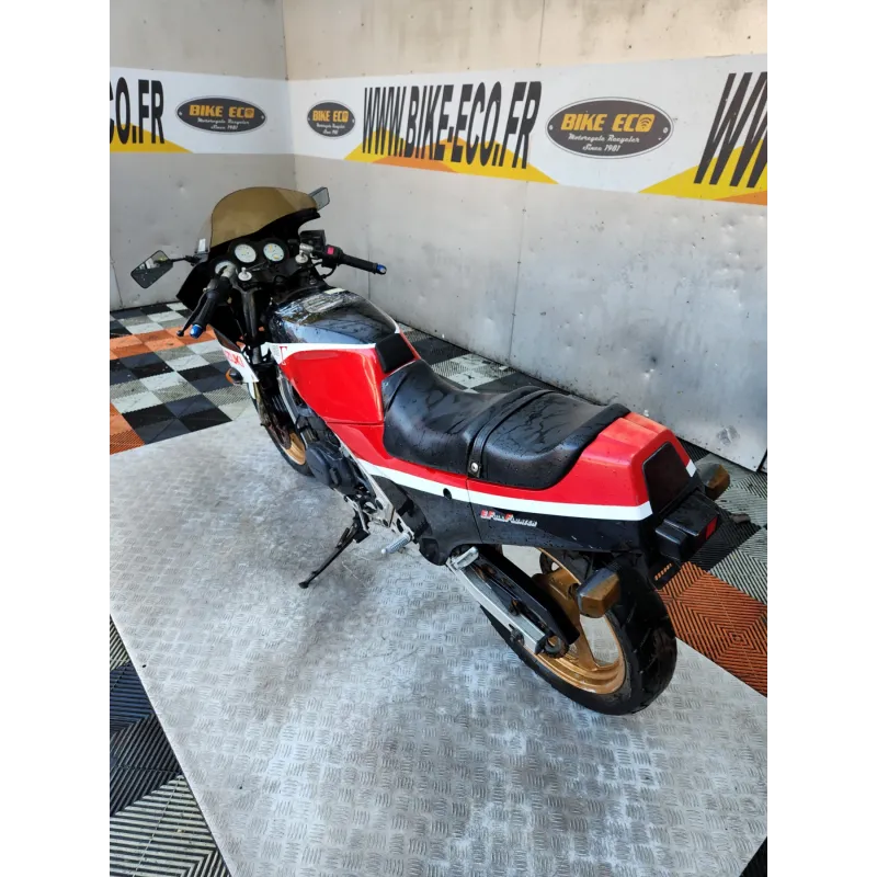 SUZUKI RG 250