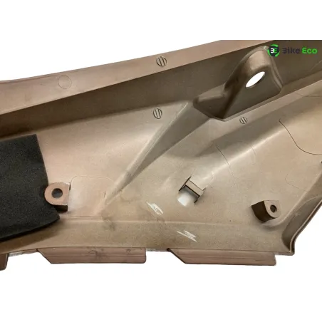 Cache carenage coque arriere droit KYMCO AK 550 2017-2020