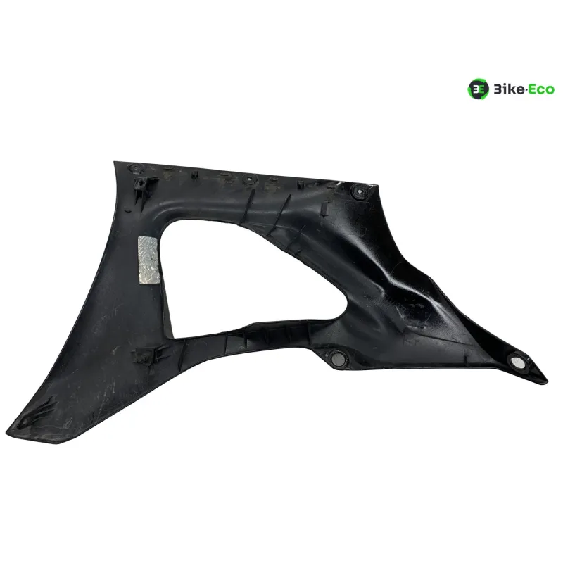 Cache flanc de carenage droit YAMAHA YZF 700 2022-2024 R7