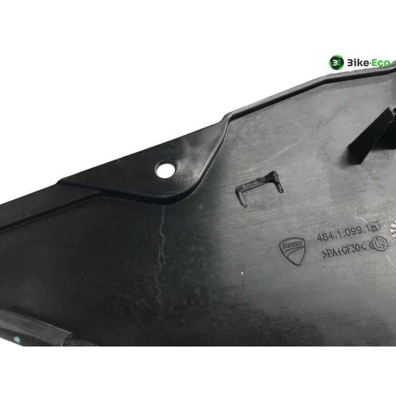 Support radiateur DUCATI PANIGALE 1199 S 2012