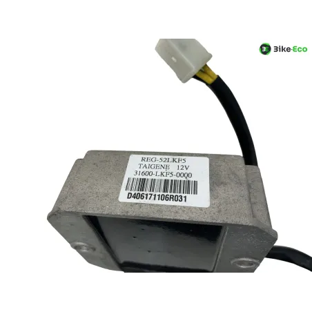 Regulateur charge batterie KYMCO AK 550 2017-2020