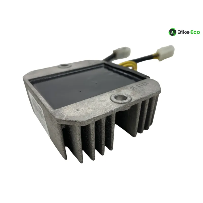 Regulateur charge batterie KYMCO AK 550 2017-2020