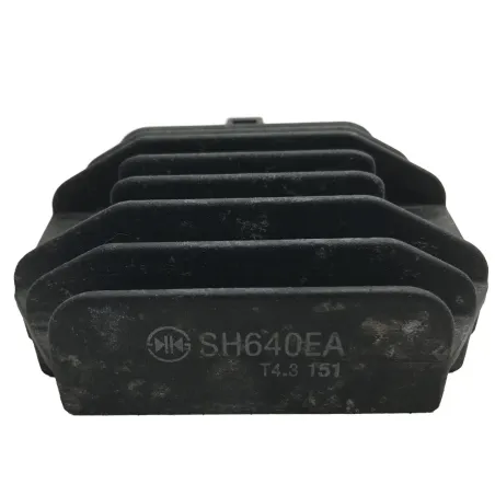 Regulateur charge batterie YAMAHA YP 125 2001-2002 MAJESTY