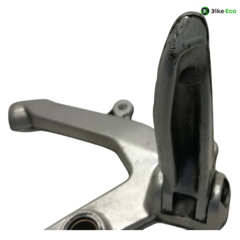 Platine avant gauche DUCATI PANIGALE 1199 S 2012
