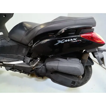 YAMAHA XMAX 125