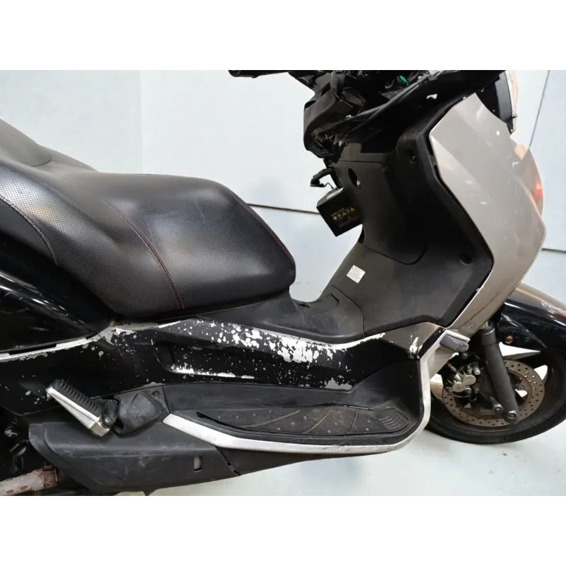 YAMAHA XMAX 125