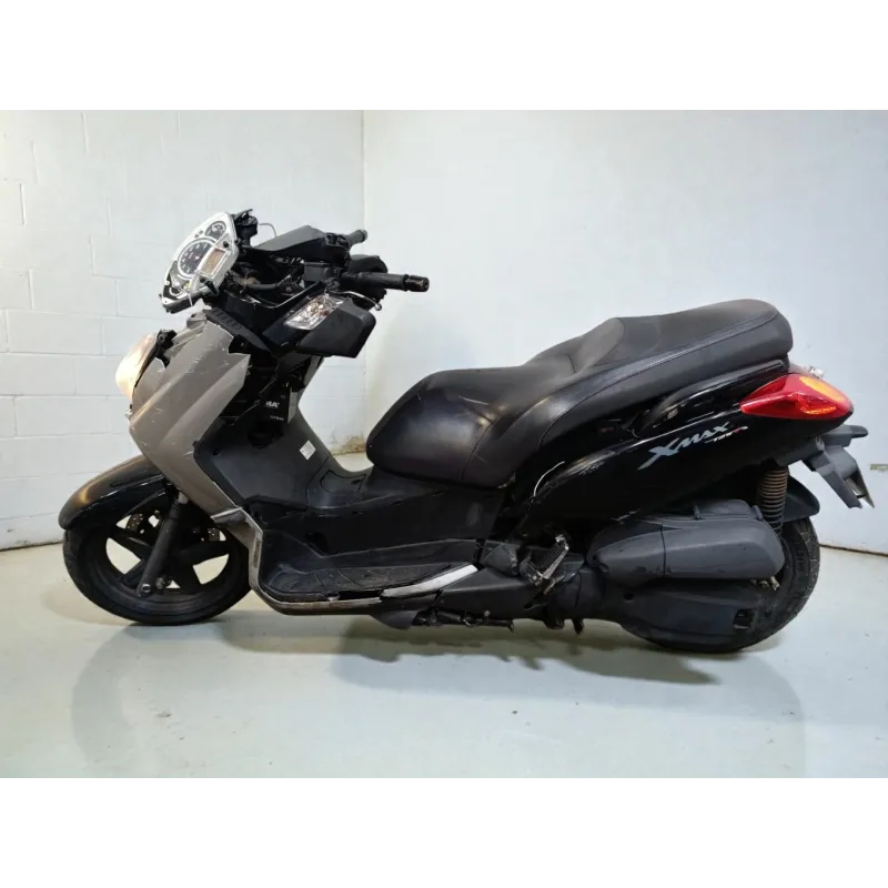 YAMAHA XMAX 125