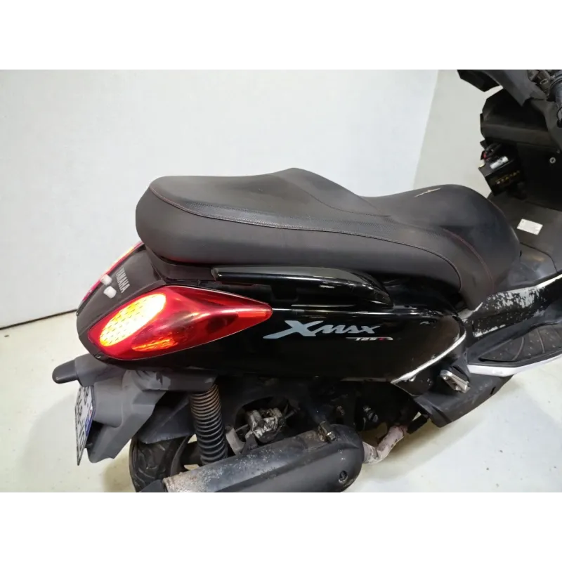 YAMAHA XMAX 125