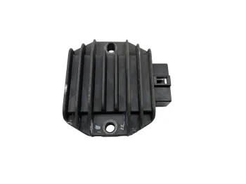 Regulateur charge batterie APRILIA SPORTCITY 125 2004 - 2008