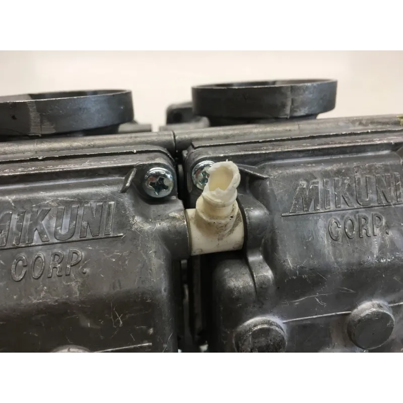 Rampe de carburateur YAMAHA FZR 600 1989-1993