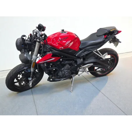 TRIUMPH STREET TRIPLE 660