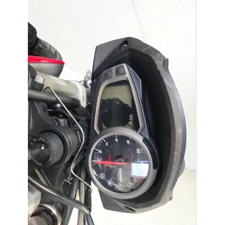 TRIUMPH STREET TRIPLE 660