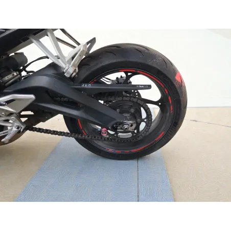 TRIUMPH STREET TRIPLE 660