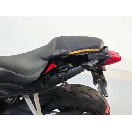 TRIUMPH STREET TRIPLE 660