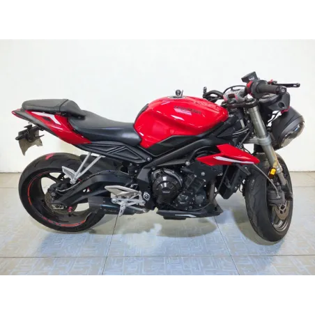 TRIUMPH STREET TRIPLE 660