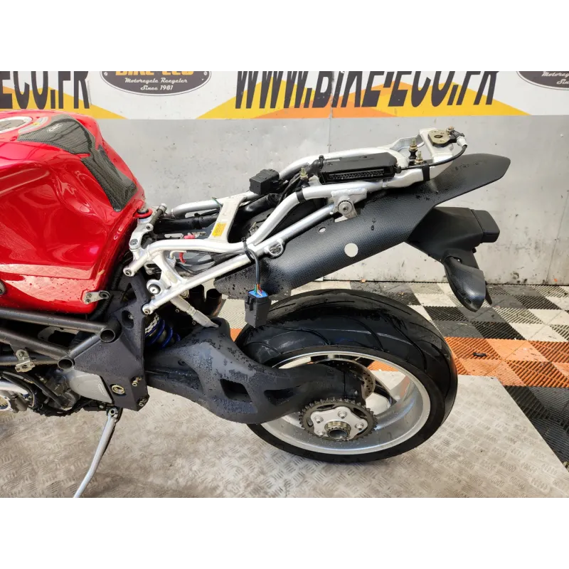 MV AGUSTA 1000 F4