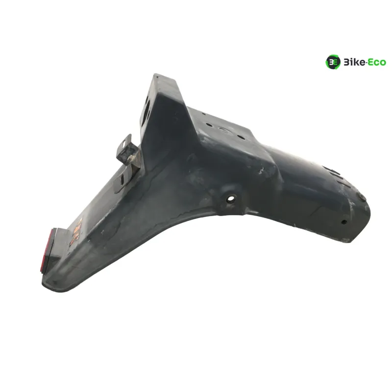 Garde boue arriere SUZUKI GS 125 ES 1983-1985