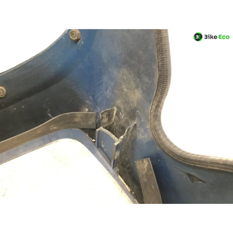 Cache carenage tete de fourche SUZUKI GS 125 ES 1983-1985