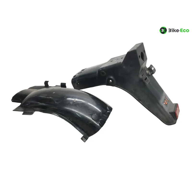 Garde boue arriere SUZUKI GS 125 ES 1983-1985