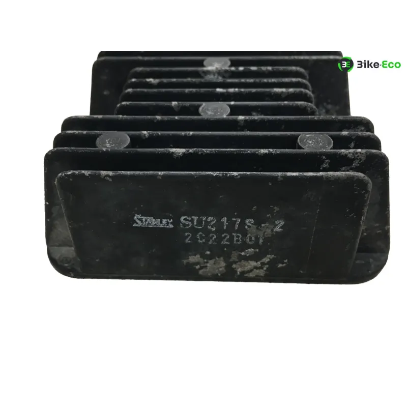 Regulateur charge batterie SUZUKI GS 125 ES 1983-1985