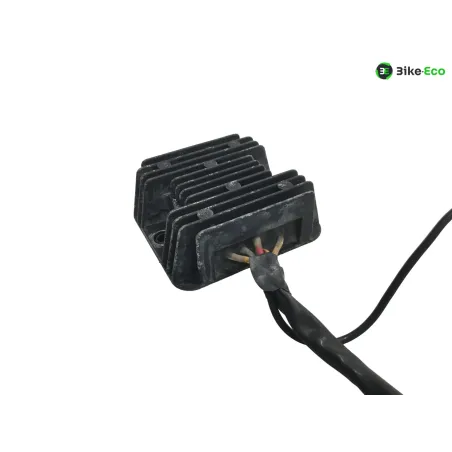Regulateur charge batterie SUZUKI GS 125 ES 1983-1985