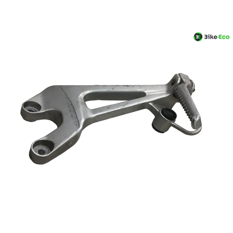 Platine et repose pieds arriere droit HONDA VFR 800 FI 2000-2001