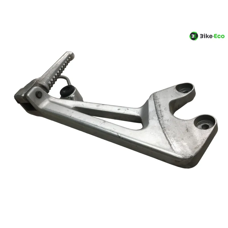 Platine et repose pieds arriere droit HONDA VFR 800 FI 2000-2001